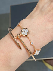 BLOSSOM PINK GOLD MOP BRACELET