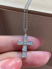 CROCE PEDANT DIAMOND NECKLACE