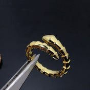 SERPENTS RING