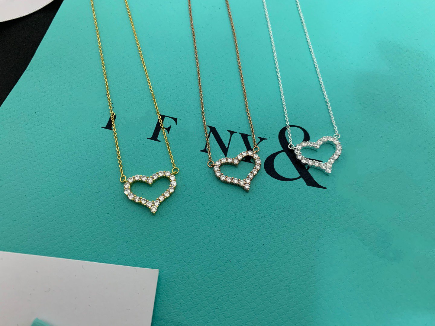 LARGE DIAMOND HEART NECKLACE
