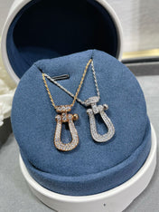 FORCE 10 LARGE MODEL DIAMOND NECKALCE