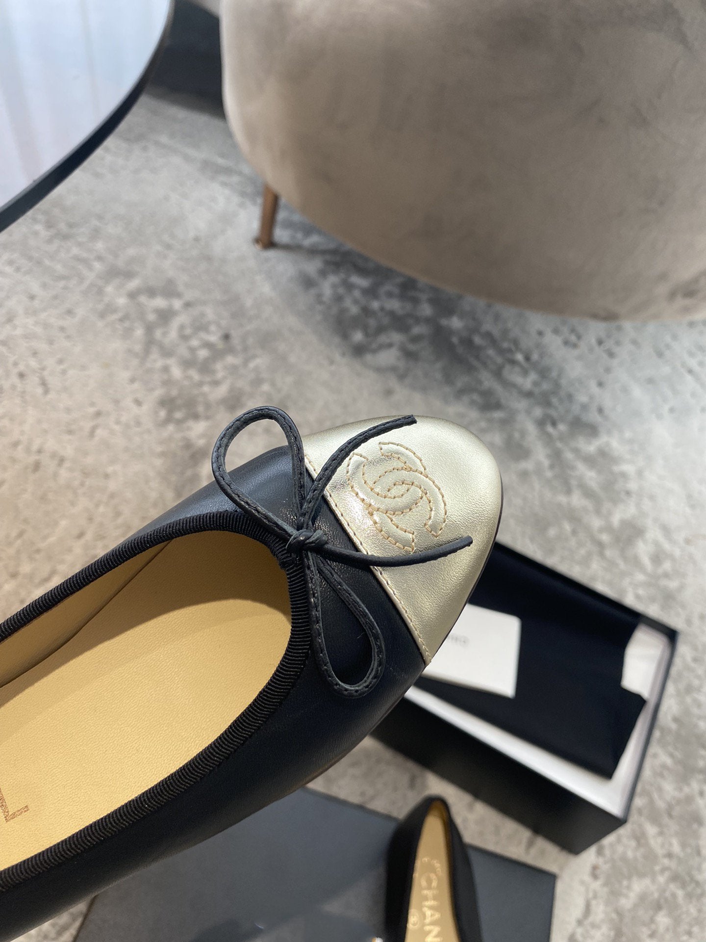 BALLET FLATS BLACK LIGHT GOLD LAMBSKIN