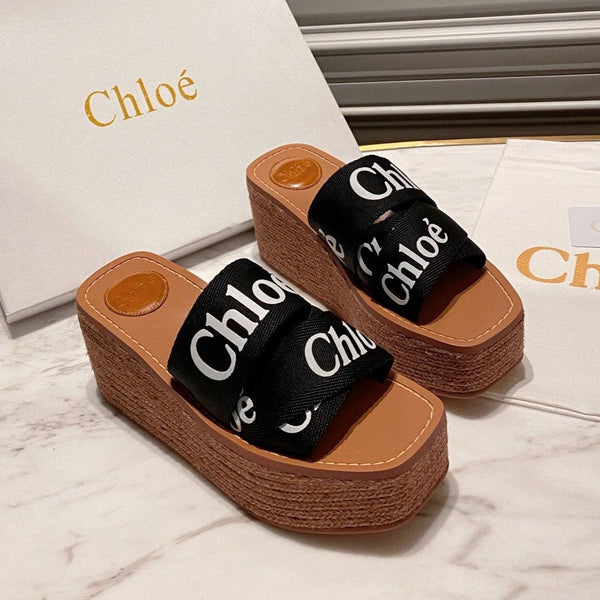 CHLOÉ WOODY WEDGE IN BLACK DENIM WITH WHITE LOGO