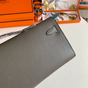 KELLY CUT 31 IN WOOD BROWN CALFSKIN WITH SILVER HARDWARE