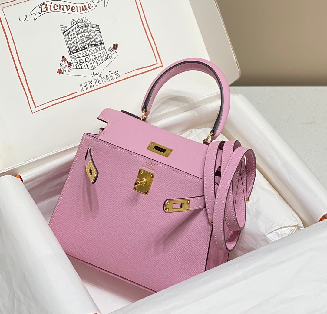 KELLY MINI 20 BAG IN BABY PINK CALFSKIN WITH GOLD HARDWARE