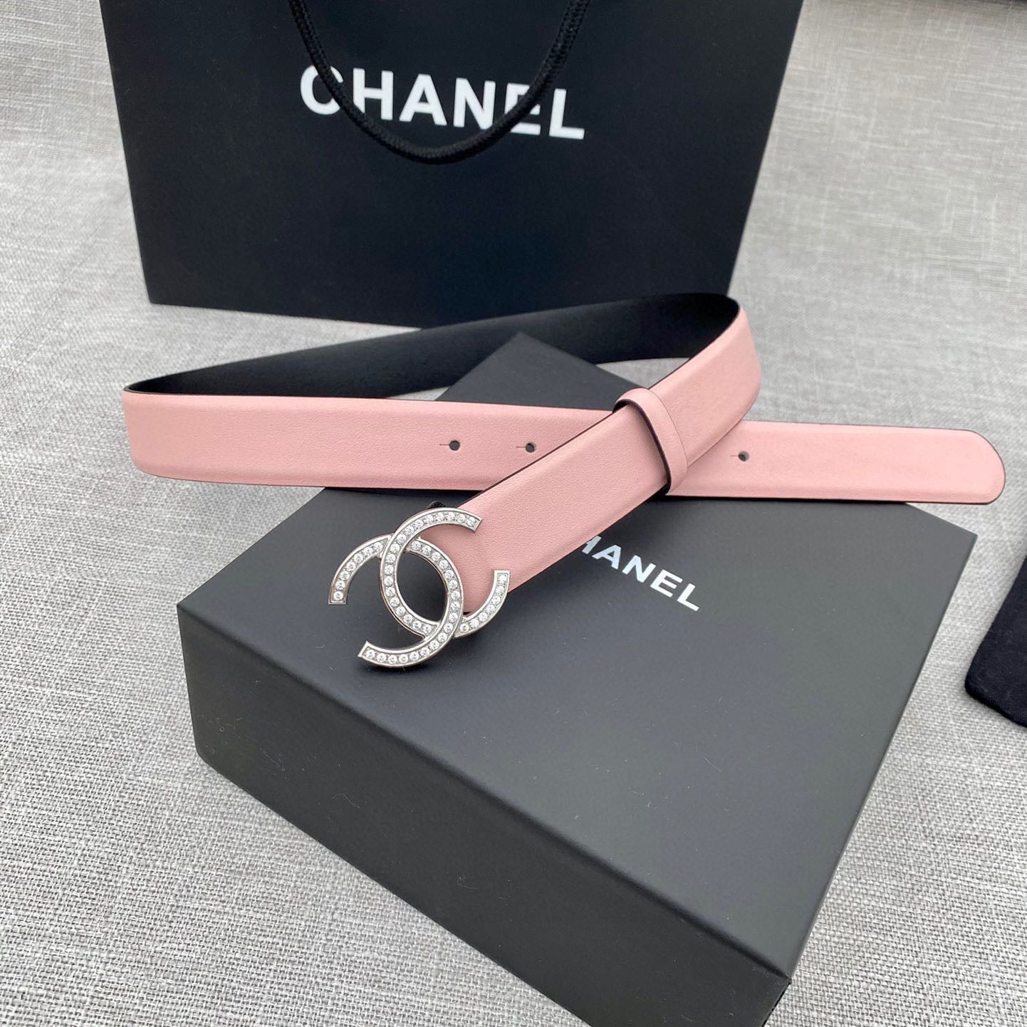 CHANEL 26S BELT 30 MM IN LIGHT PINK CALFSKIN 661512