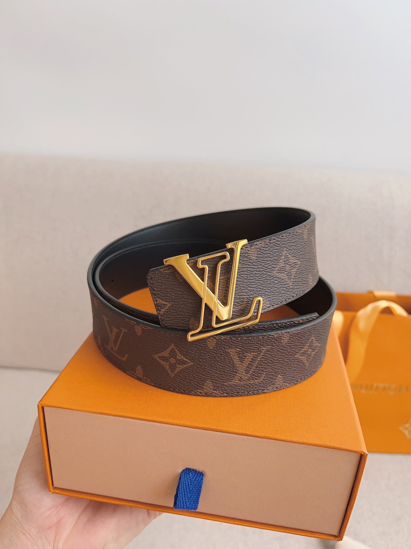 LV 25S BELT 40 MM IN BROWN CALFSKIN 593208