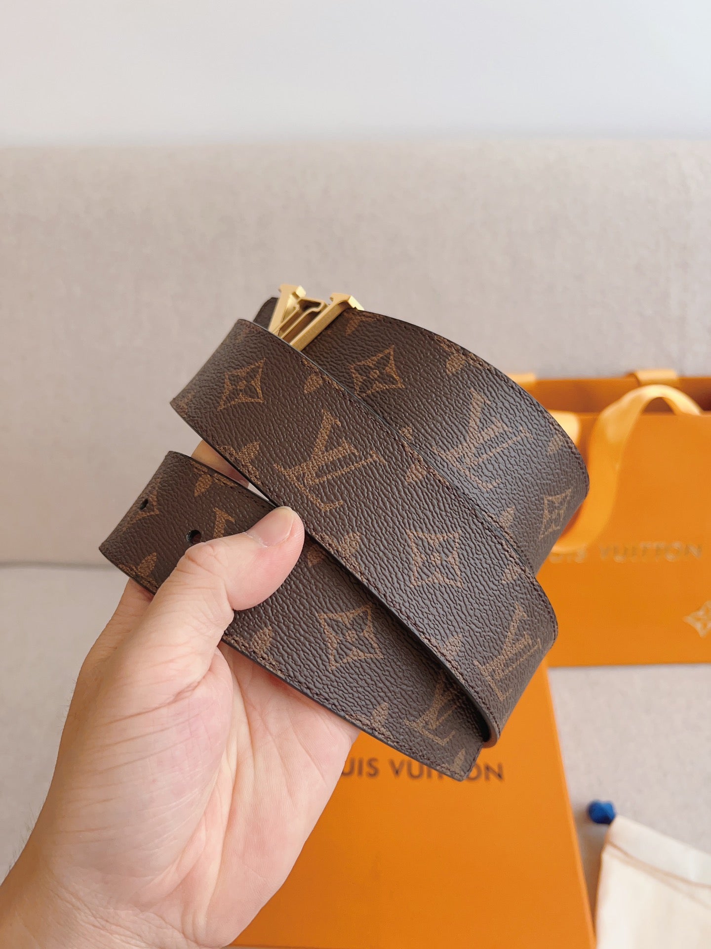 LV 25S BELT 40 MM IN BROWN CALFSKIN 593208