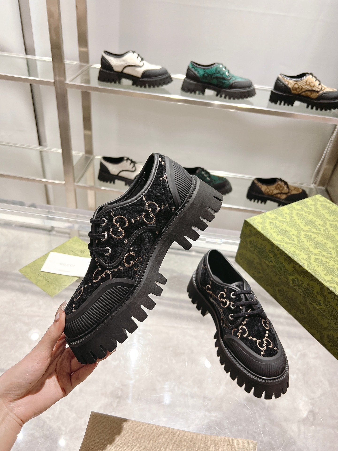 GUCCI 26S LACE-UP SHOES IN BLACK VELVET WITH GG LOGO PATTERN