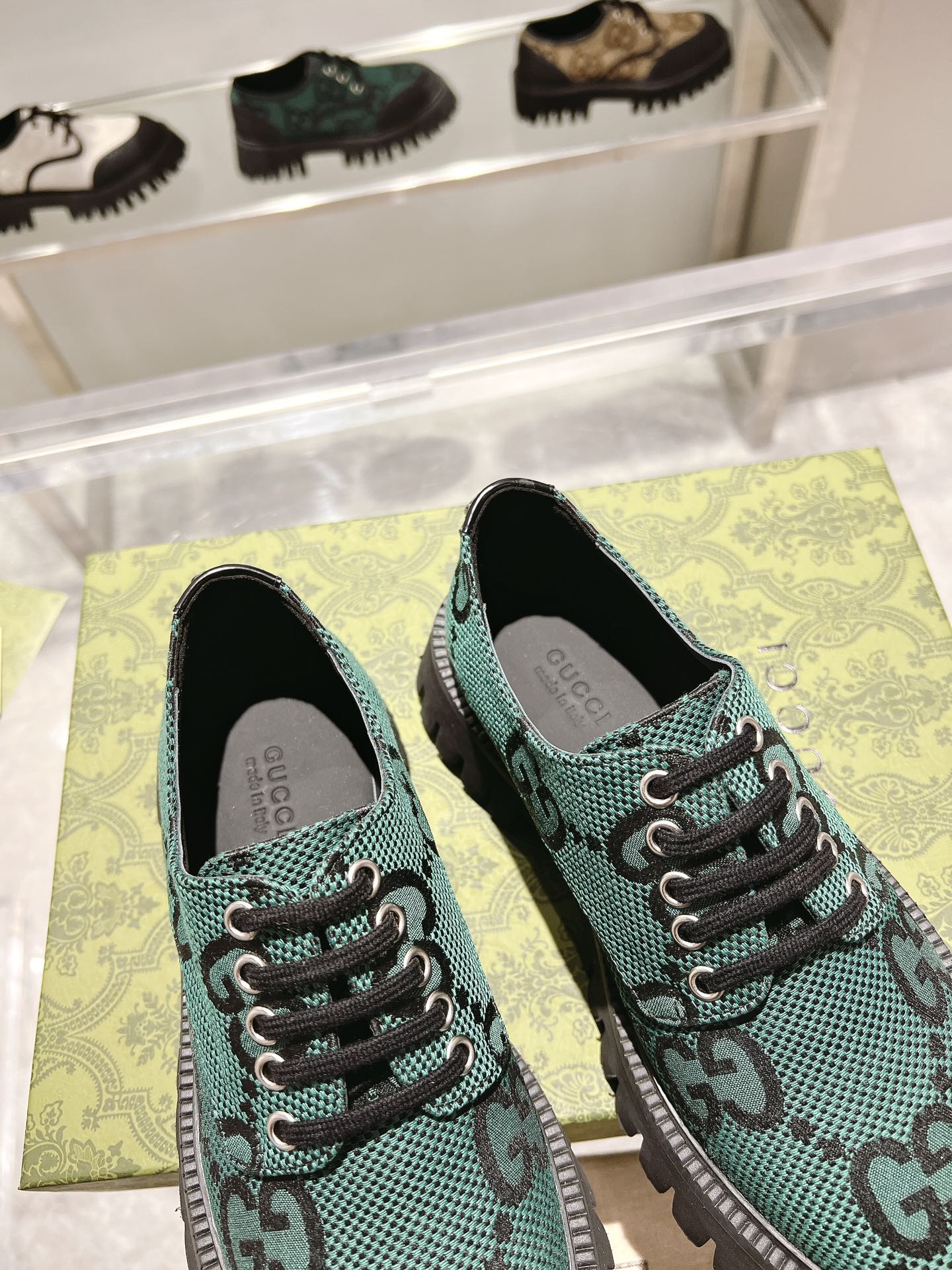 GUCCI 26S LACE-UP SHOES IN DARK GREEN GG CANVAS STYLE 3