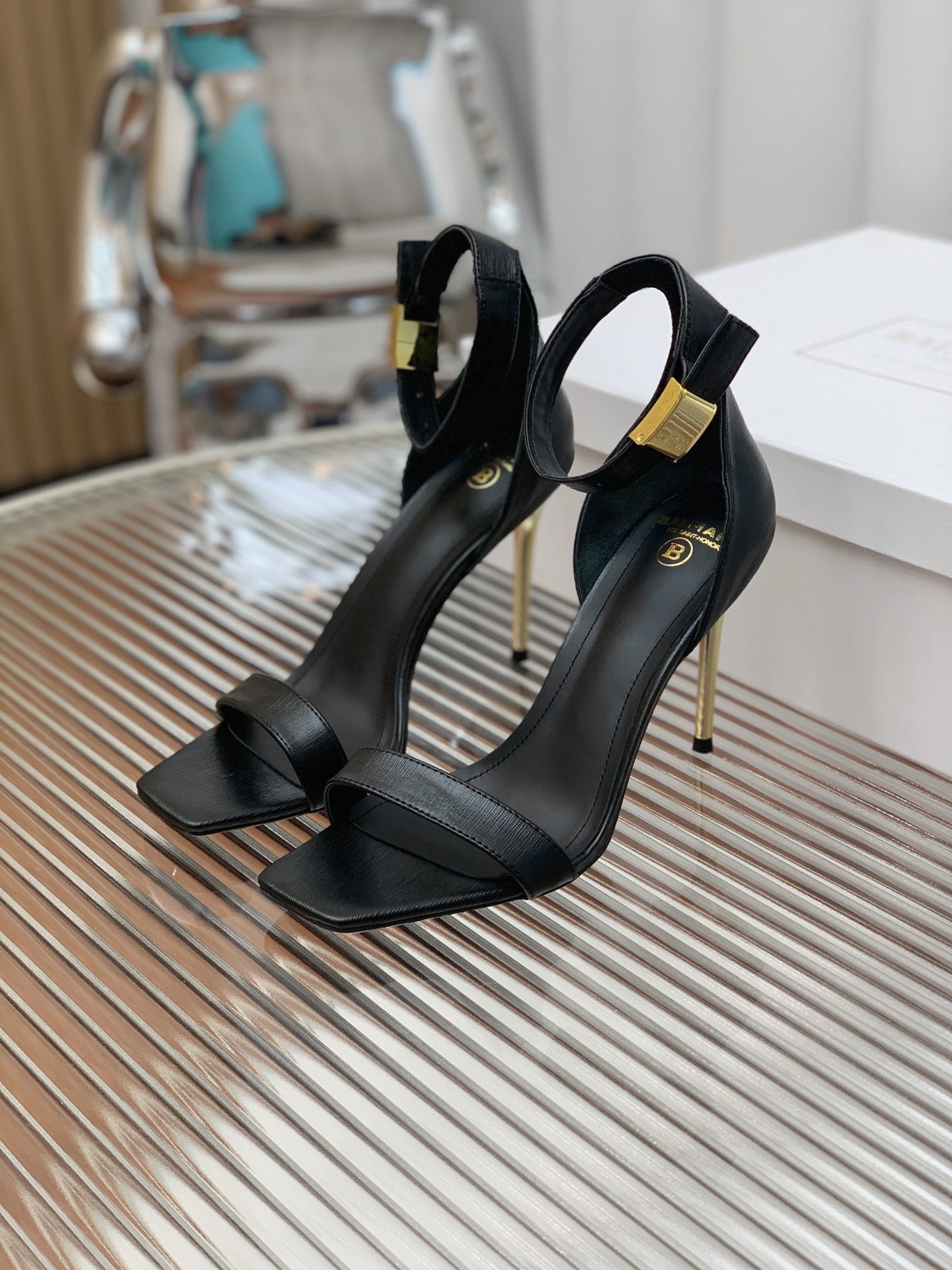BALMAIN 25S METAL BUCKLE HIGH HEELS 95MM IN BLACK CALFSKIN