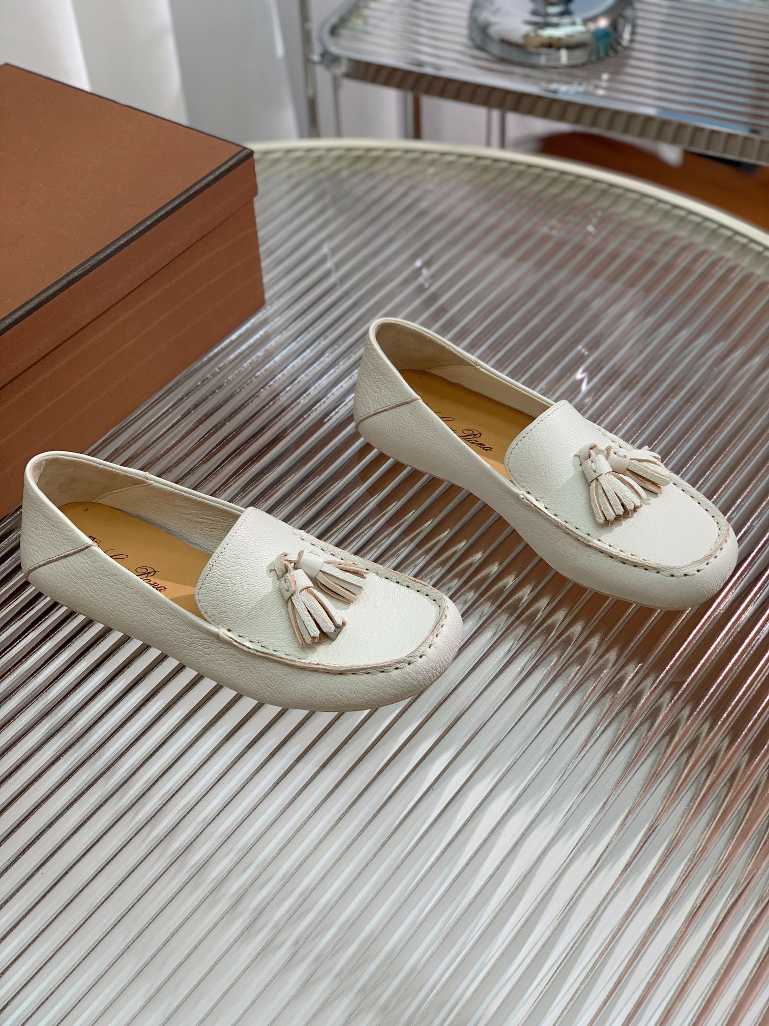 LP DOT SOLE WALK LOAFERS WHITE LAMBSKIN