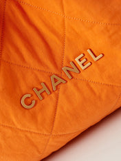 CC CLASSIC MEDIUM 37 BAG IN SAFETY ORANGE CANVAS