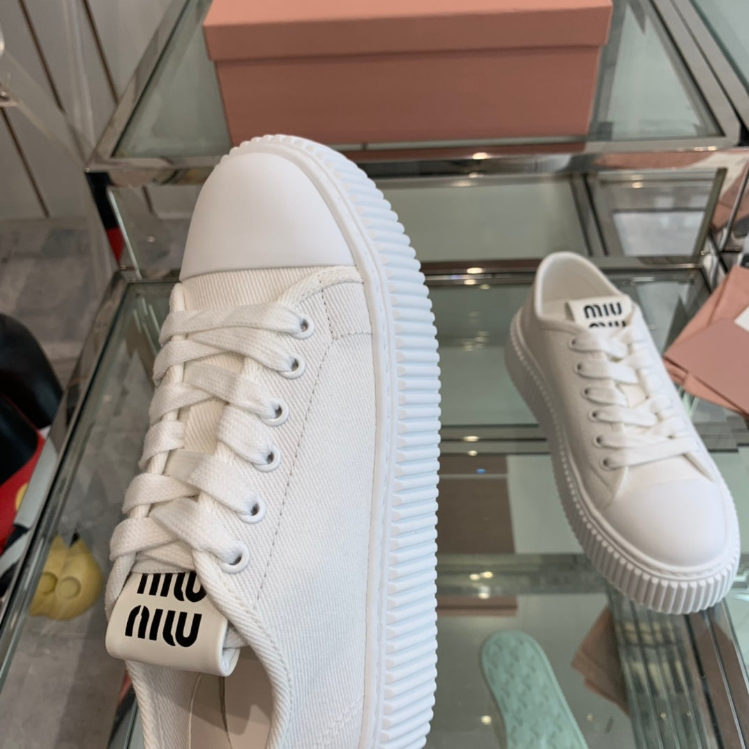 Sneakers High Sole White Canvas