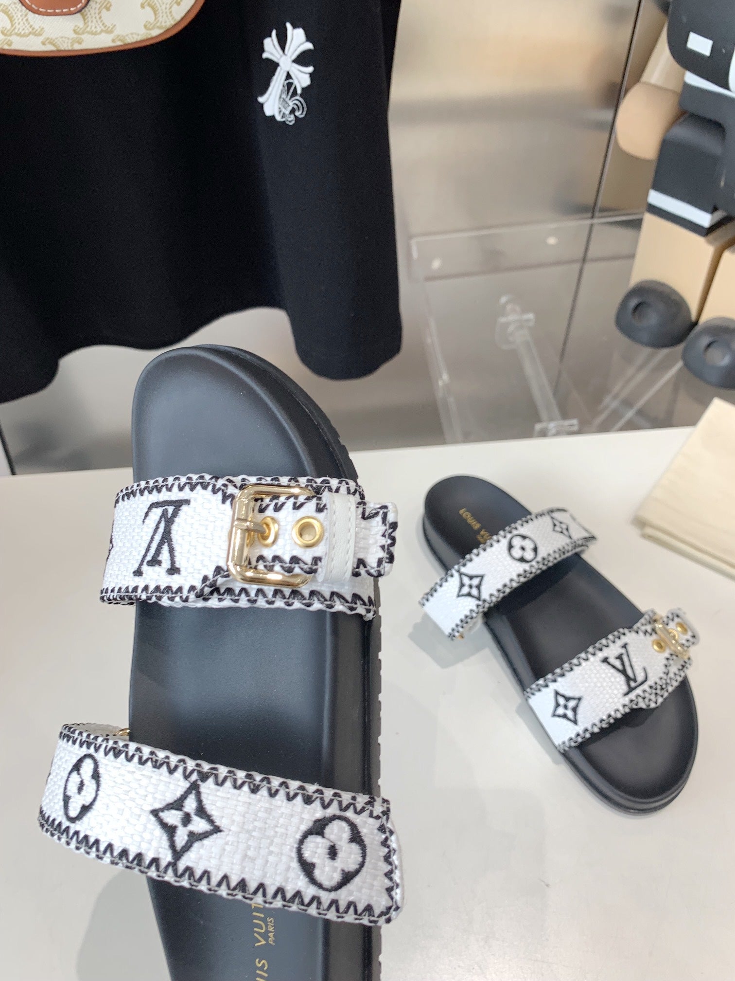LV WOMEN SUNSET DAD SANDAL IN WHITE MIX BLACK MONOGRAM FABRIC MULE