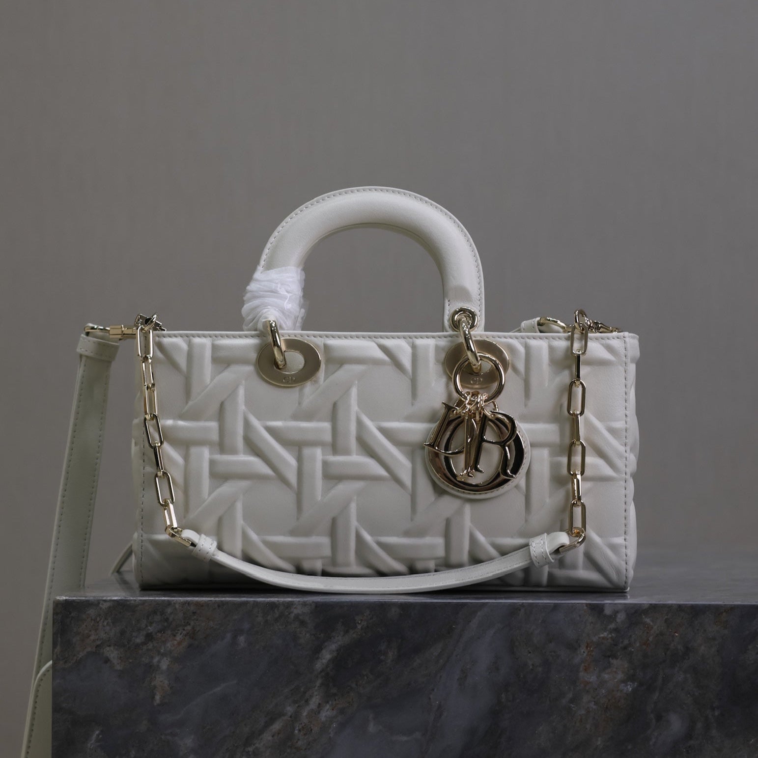 LADY D-JOY BAG 26 IN WHITE GRAPHIC CANNAGE CALFSKIN PALE GOLD-FINISH METAL CHARMS