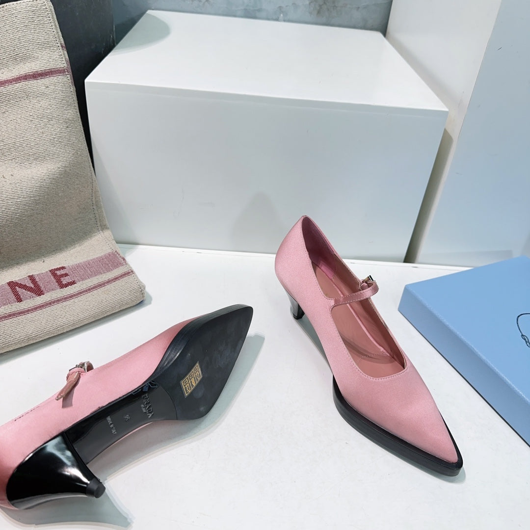 POINTED TOE MEDIUM HEEL PUMPS IN PINK SILK