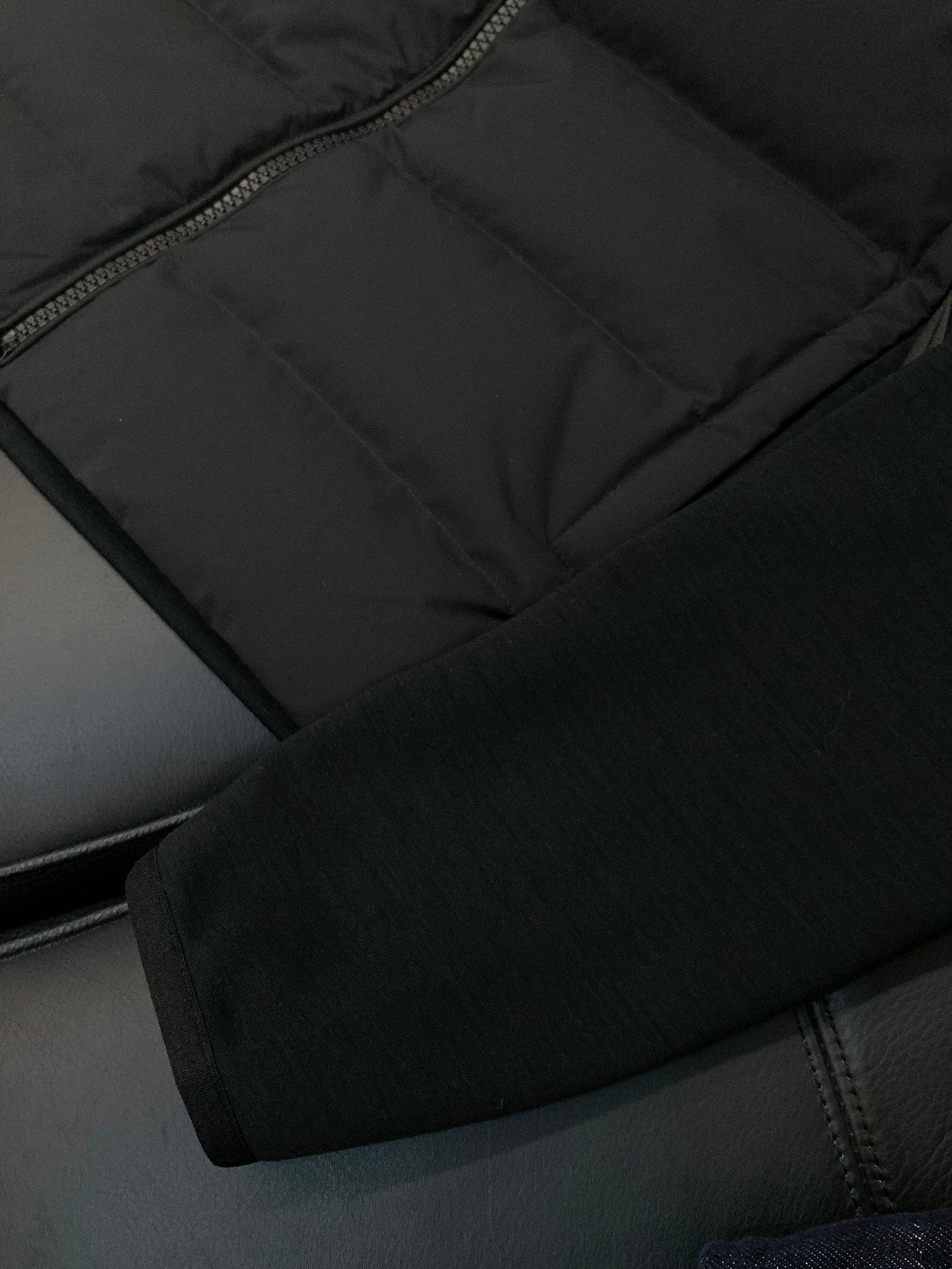 MONCLER 25S GRENOBLE DOWN JACKET 208
