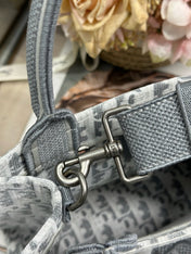 DIOR 26S BOOK TOTE BAG 26 IN GREY AND WHITE OBLIQUE JACQUARD