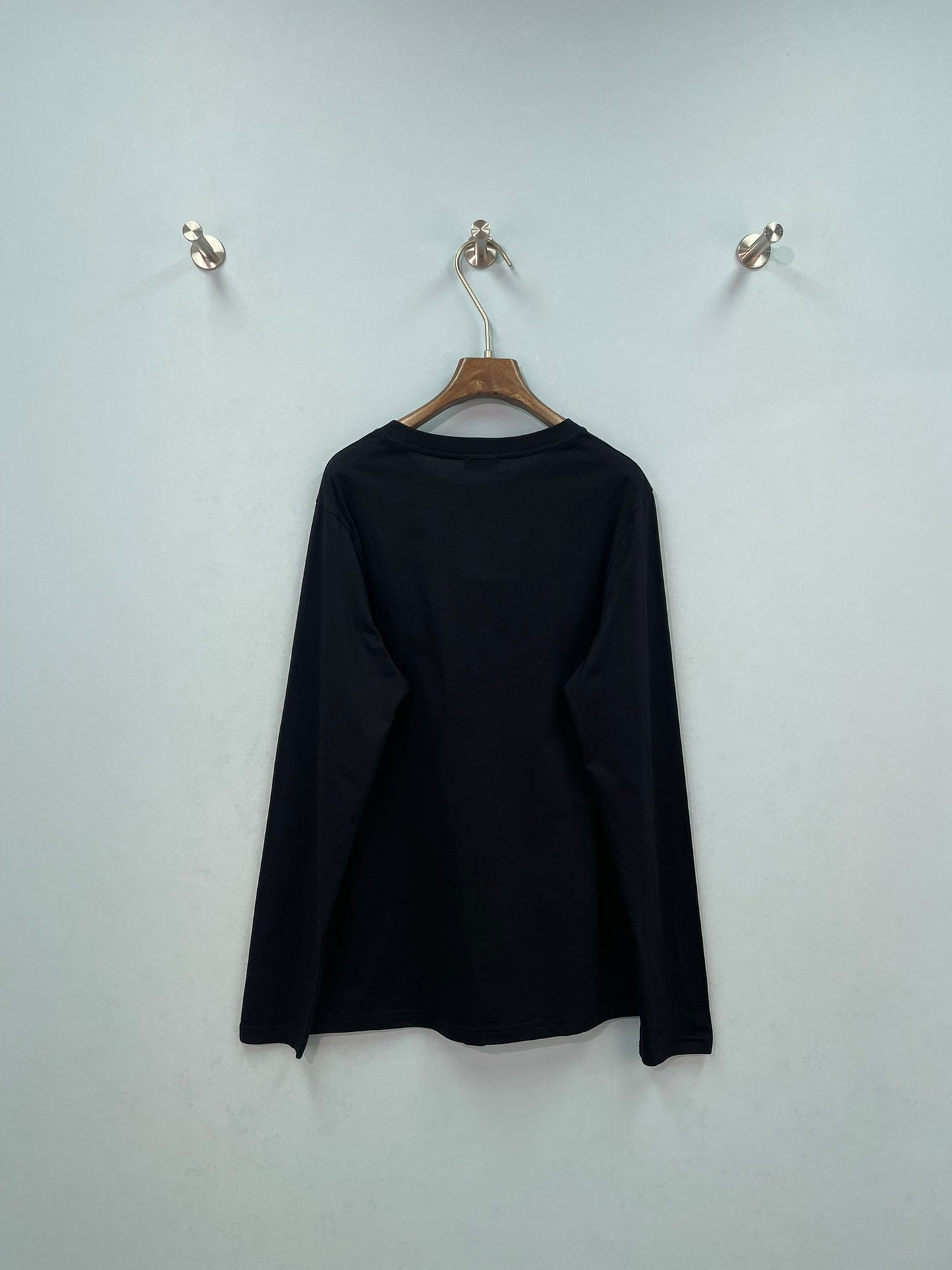 CHANEL 26S LONG SLEEVE CREW NECK T-SHIRT 1576