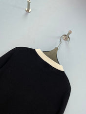CHANEL 26S CREW NECK KNIT SWEATER 1551