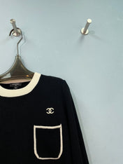CHANEL 26S CREW NECK KNIT SWEATER 1551