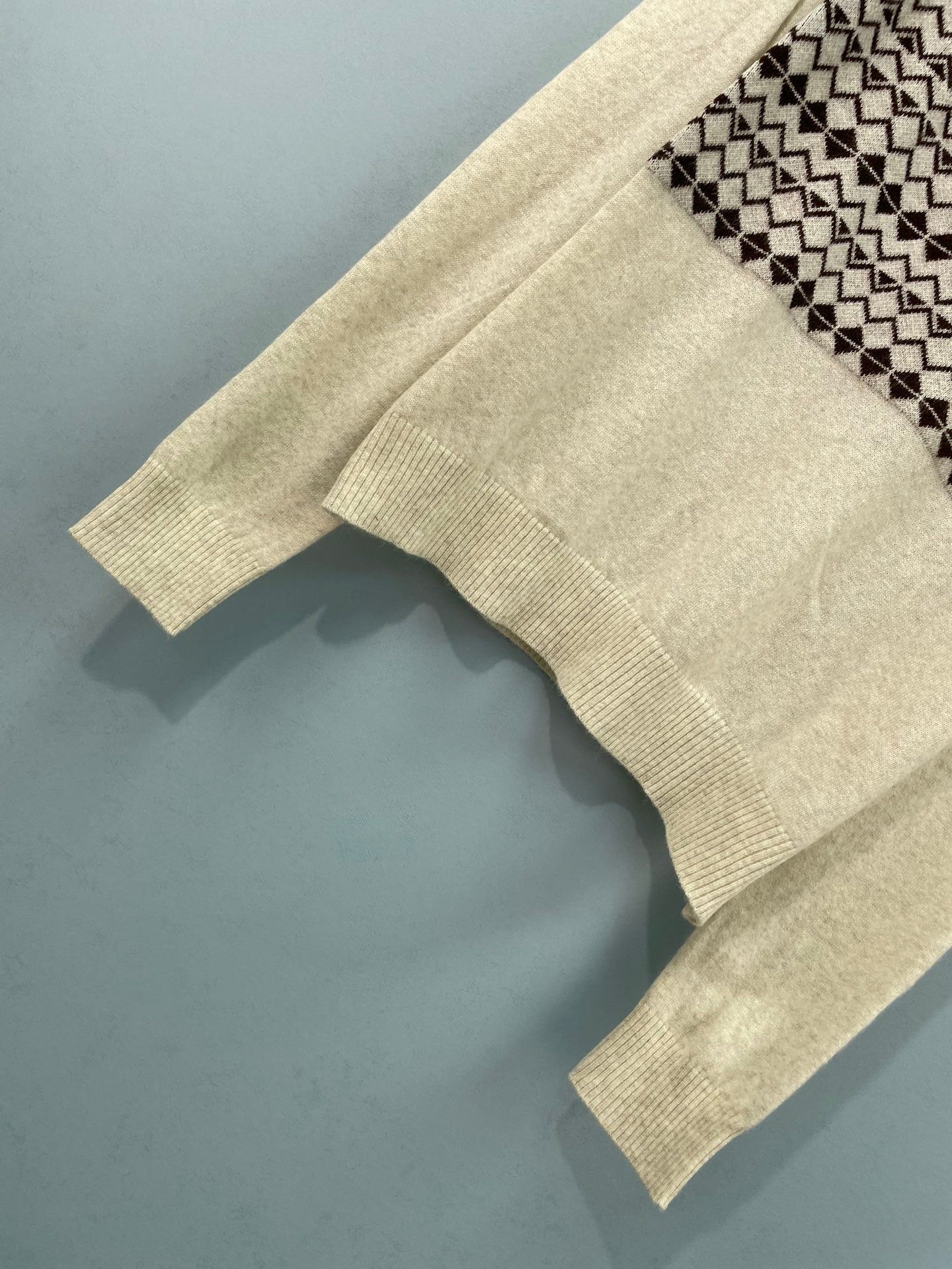 CHANEL 26S LONG-SLEEVE KNIT TOP 1708