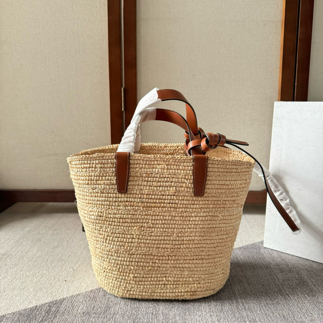 TEEN SUPPLE CELINE CLASSIC PANIER IN RAFFIA AND CALFSKIN TAN