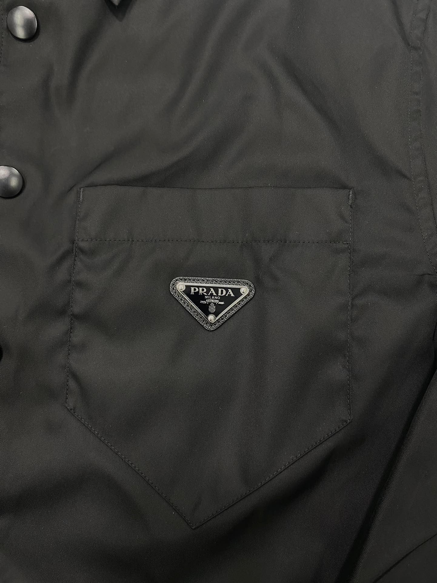 PRA SHIRT IN BLACK RE-NYLON TRIANGLE LOGO