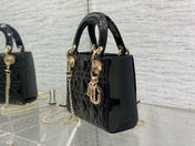 MINI 17 LADY BAG IN BLACK PATENT CALFSKIN