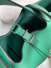PICOTIN LOCK 18 EMERALD TOGO SILVER HARDWARE