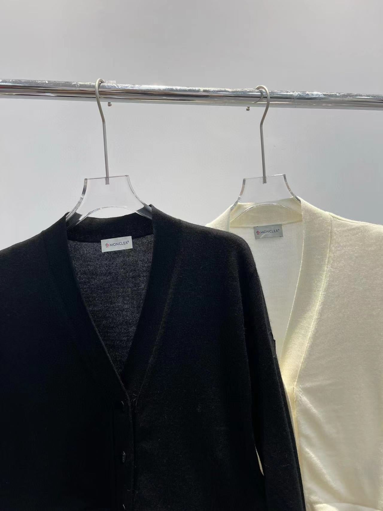 Moncler Peplum-hem Cardigan