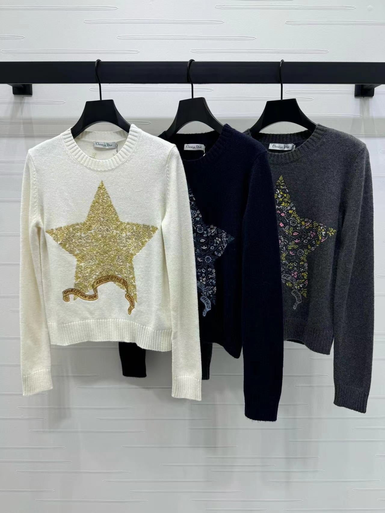 CD Sweaters and Cardigans Wool 255
