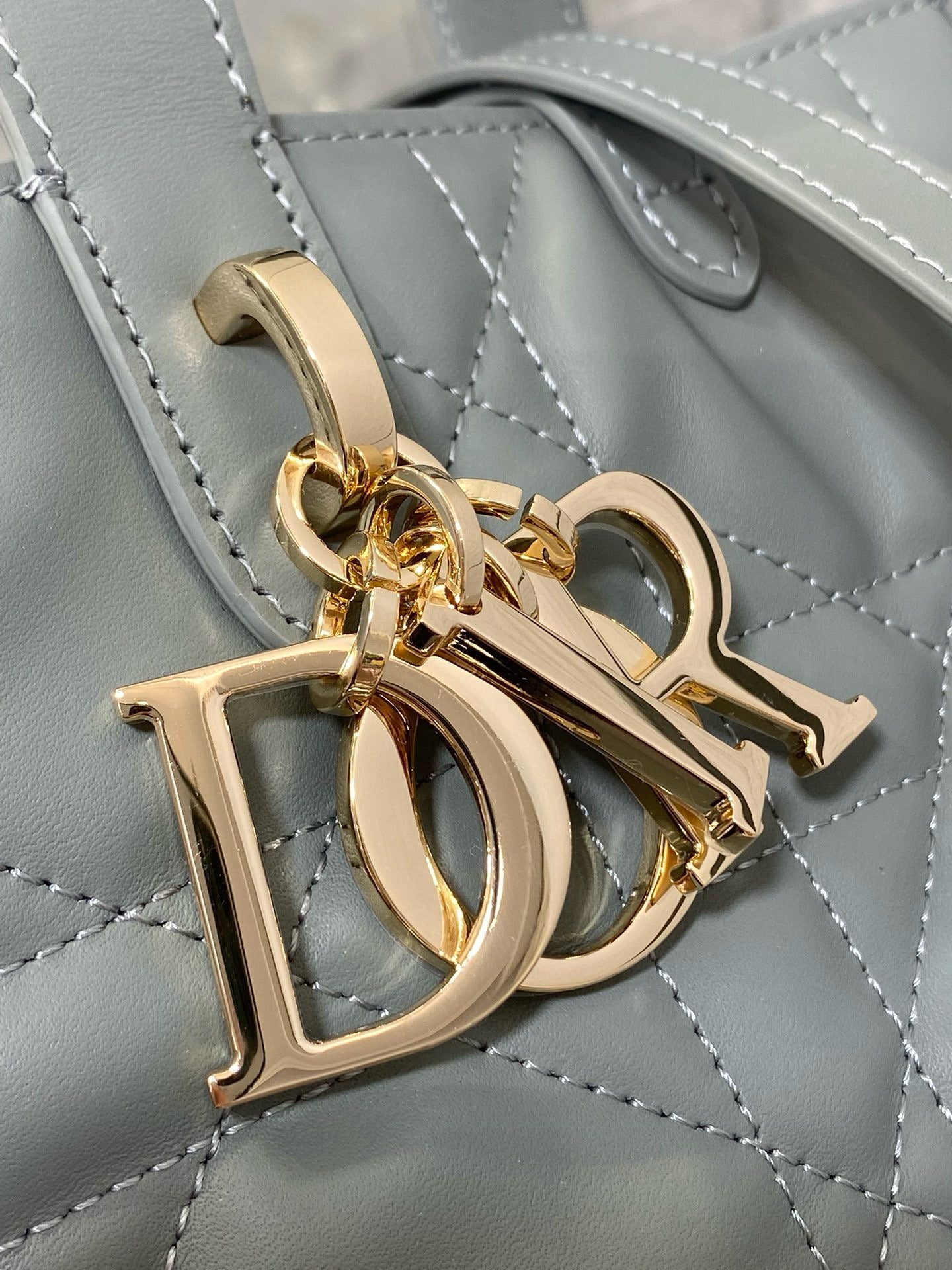 MINI TOUJOURS BUCKET BAG 18 IN GREY CANNAGE CALFSKIN