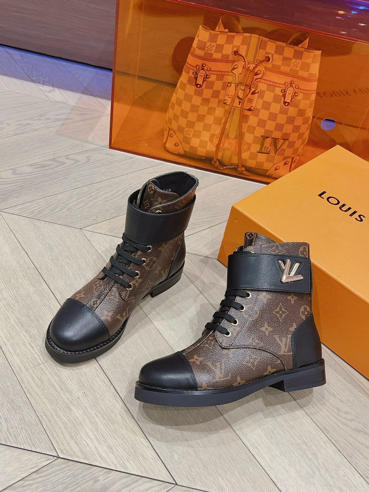 LV BOOTS IN BROWN MONOGRAM CANVAS MIX CALFSKIN