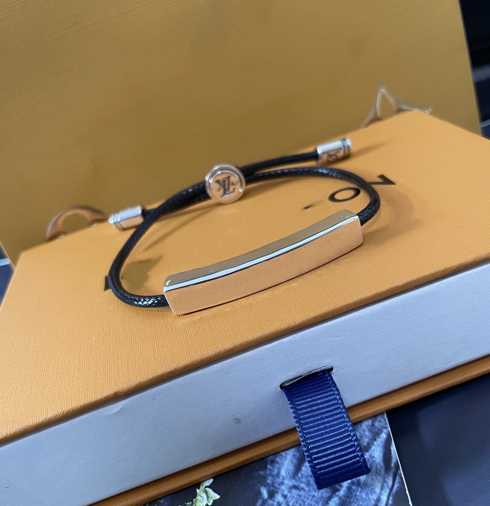 LV SPACE BRACELET COUPLE BRACELET