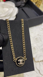 DOUBLE C ONYX NECKLACE GOLD DIAMOND