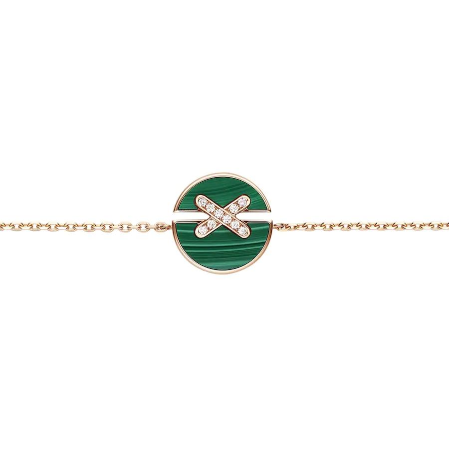 chaumet-jeux-de-liens-harmony-malachite-bracelet-rose-gold-malachite-diamonds-084997-coral-5_73a15aa7-4cb1-4fdf-a056-eefb7a213d0c.jpg