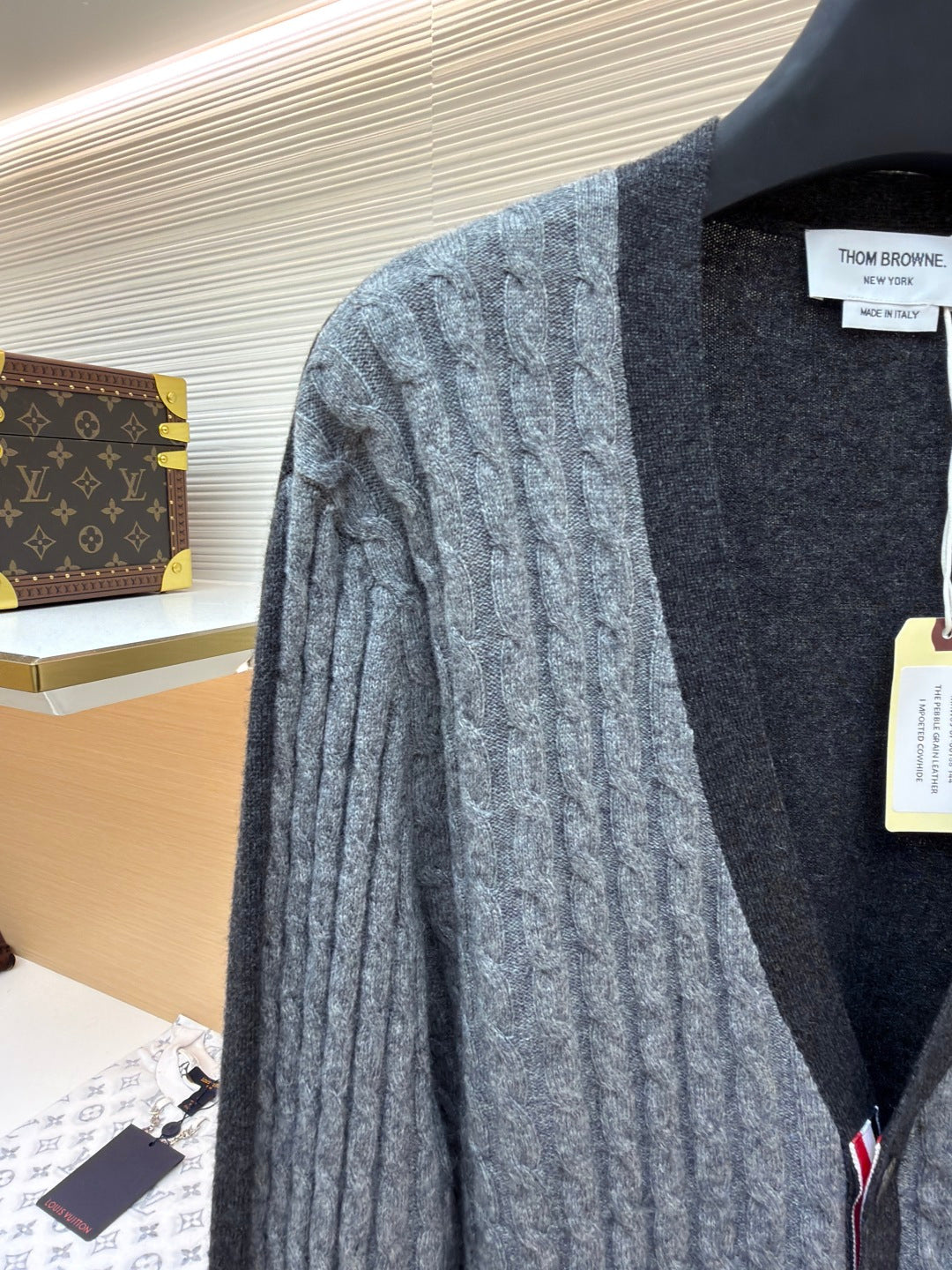 THOM 26S V-NECK KNIT CARDIGAN 389
