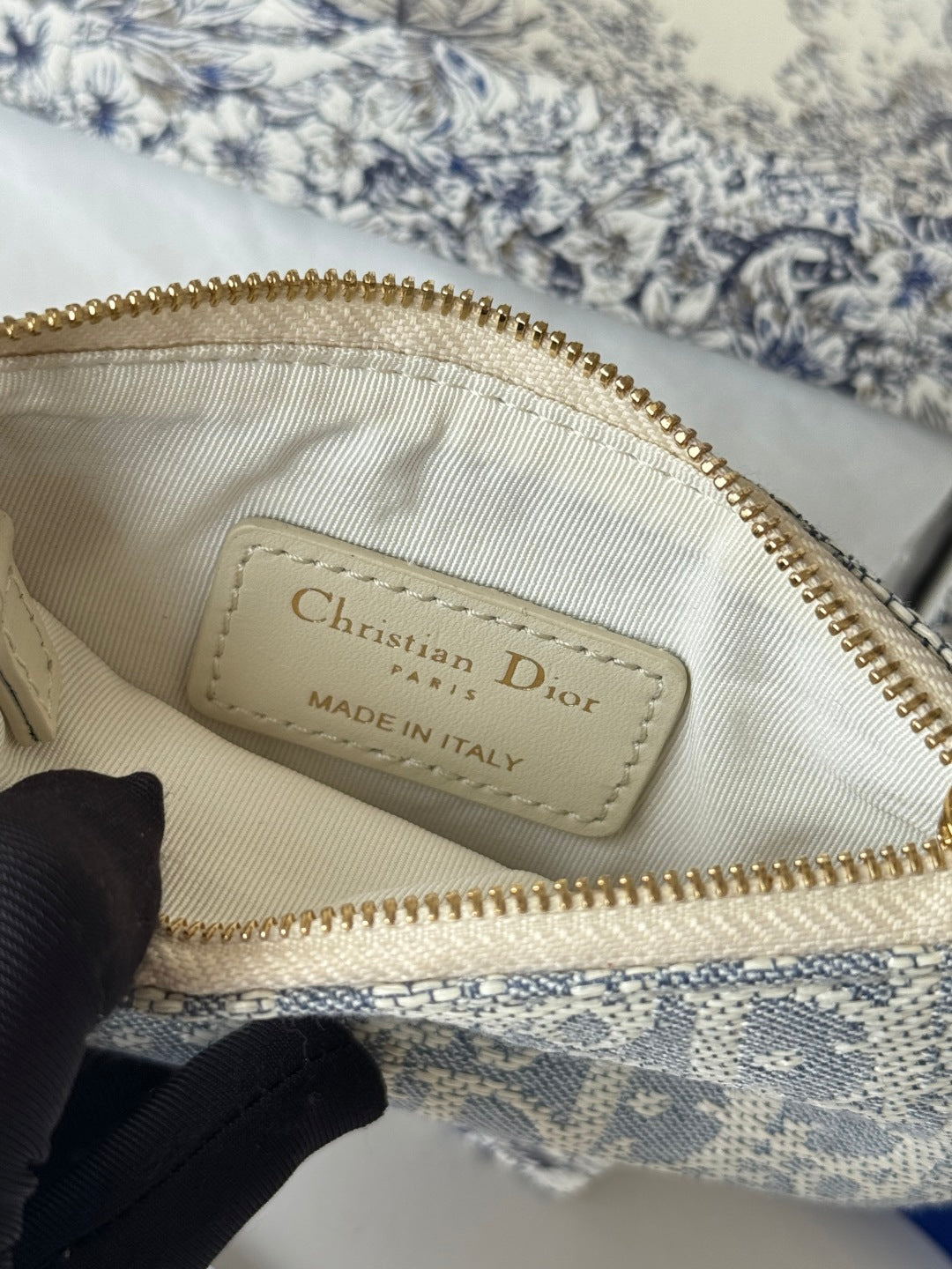 DIOR 25S TRAVEL MYRTE ZIPPED KEY CASE 14 IN BLUE DIOR OBLIQUE JACQUARD CANVAS