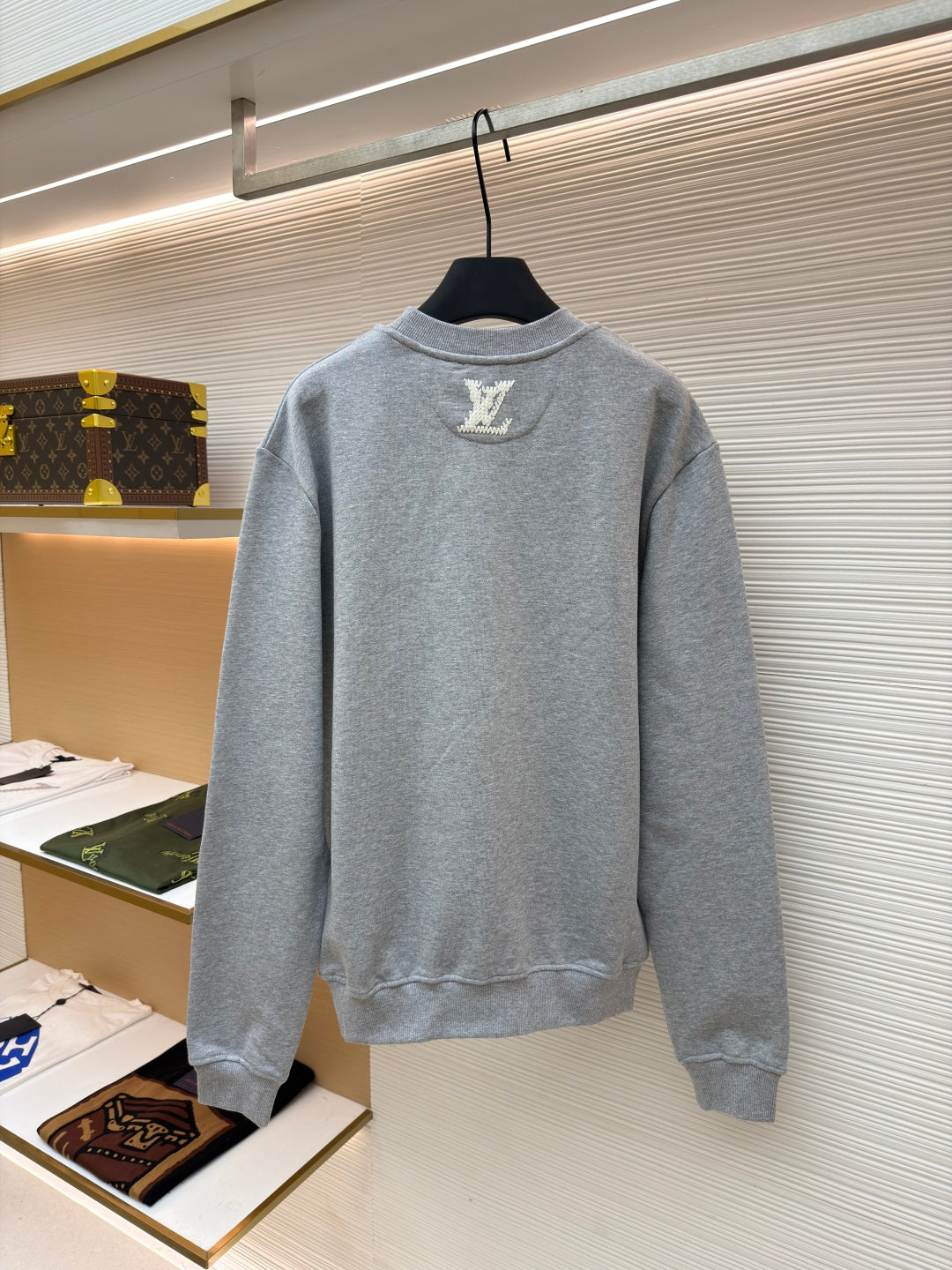 LV 25S SWEATSHIRT 592306