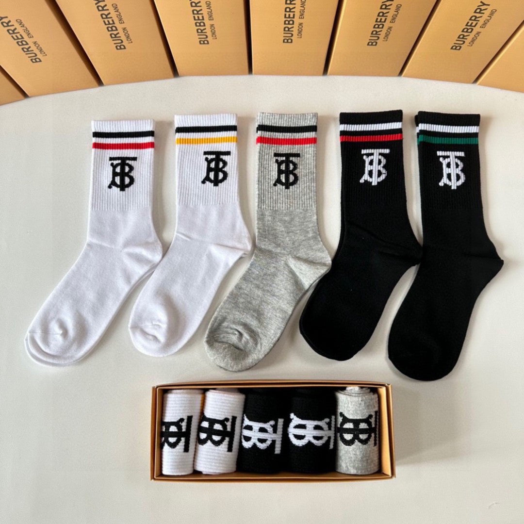 BURBERRY 26S CREW SOCKS 493050 (1 BOX)