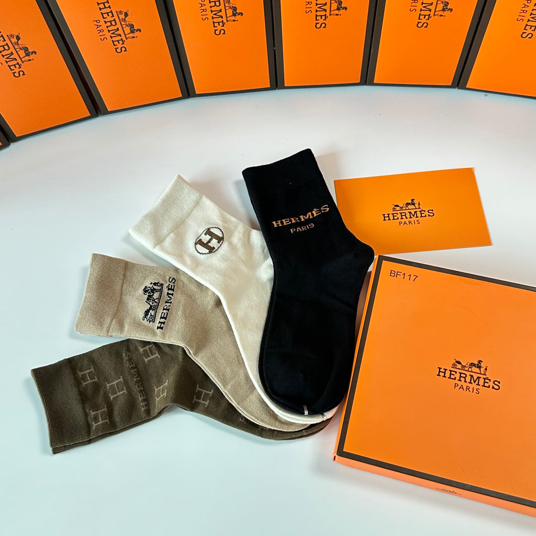 HERMES 26S CREW SOCKS 273918 (1 BOX)