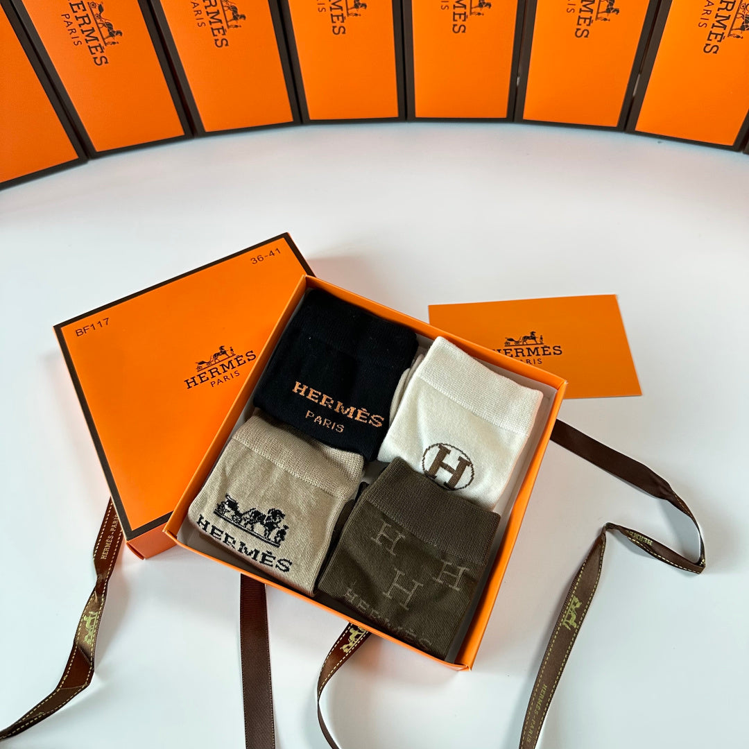 HERMES 26S CREW SOCKS 273918 (1 BOX)