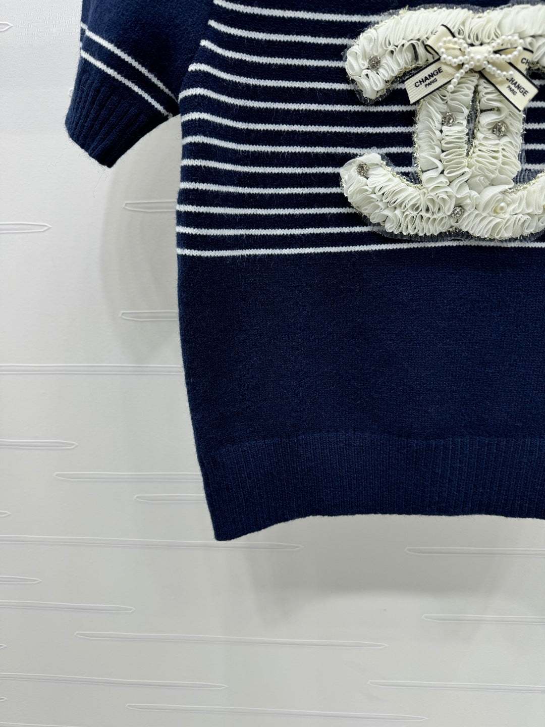 CHANEL SHORT-SLEEVE KNITTED PUFF-SLEEVE TOP 274951
