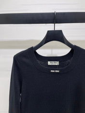 MIUMIU KNITTED SWEATER STYLE 460