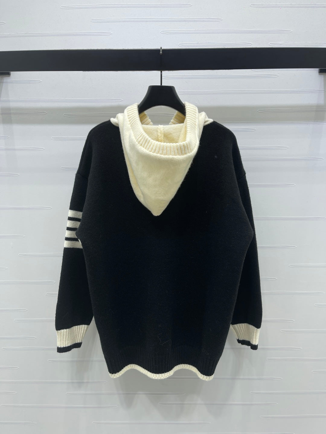 THOM 26S CARDIGAN STYLE 88