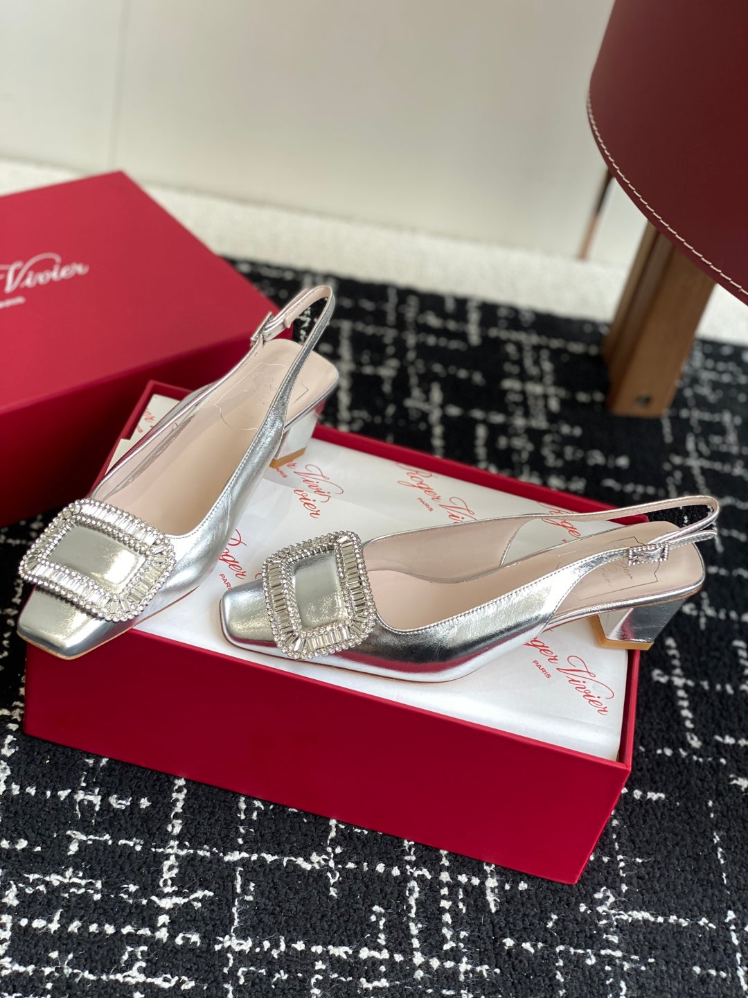 ROGER VIVIER 25S VIVIER SLINGBACK 45MM IN SILVER CALFSKIN EMBELLISHED CRYSTALS