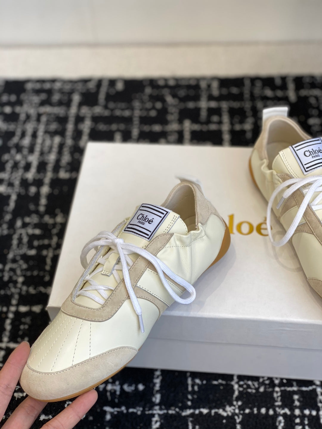 CHLOE 26S SNEAKERS IN BEIGE FABRIC AND LEATHER