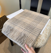 BURBERRY 26S SCARF 180CM IN CASHMERE 215218
